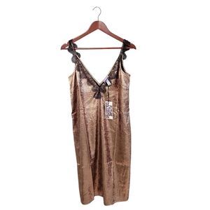 Future Collective NWT Intimates Sleepwear Nightgown Copper‎ Lace Size Medium